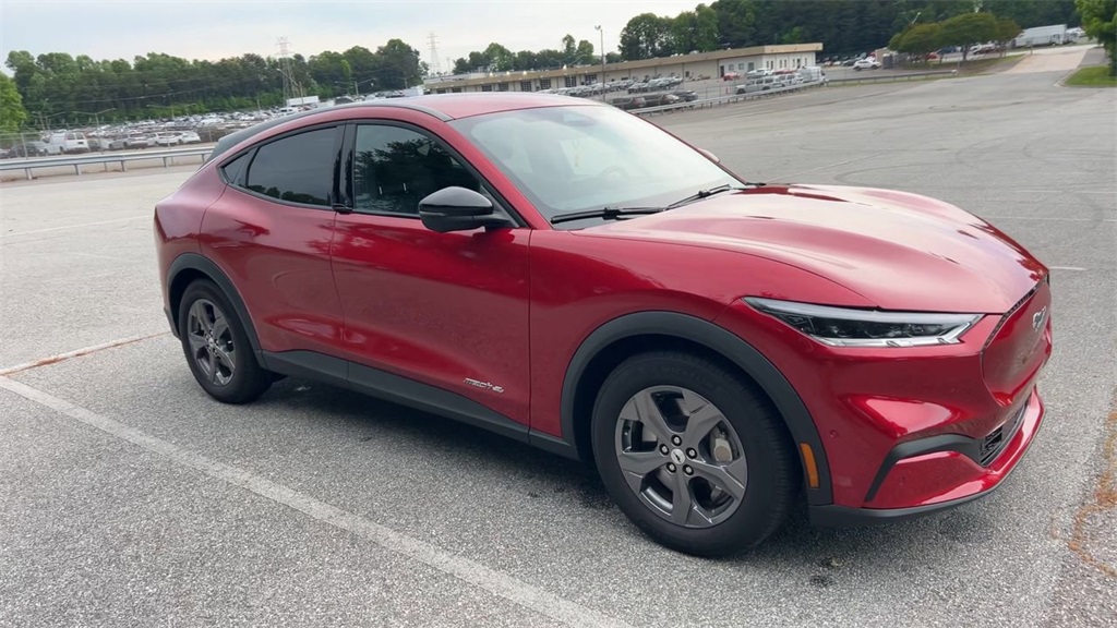 Vehicle image 16 of 65