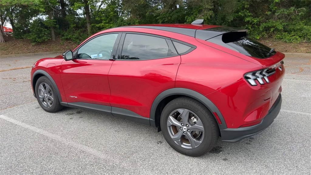 Vehicle image 48 of 65