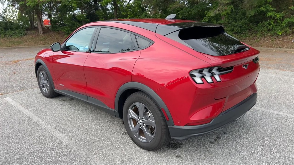 Vehicle image 43 of 65