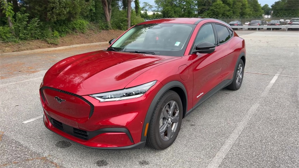 Vehicle image 4 of 65
