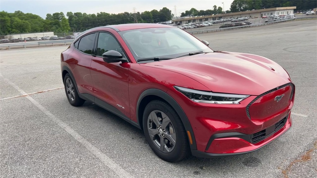 Vehicle image 19 of 65