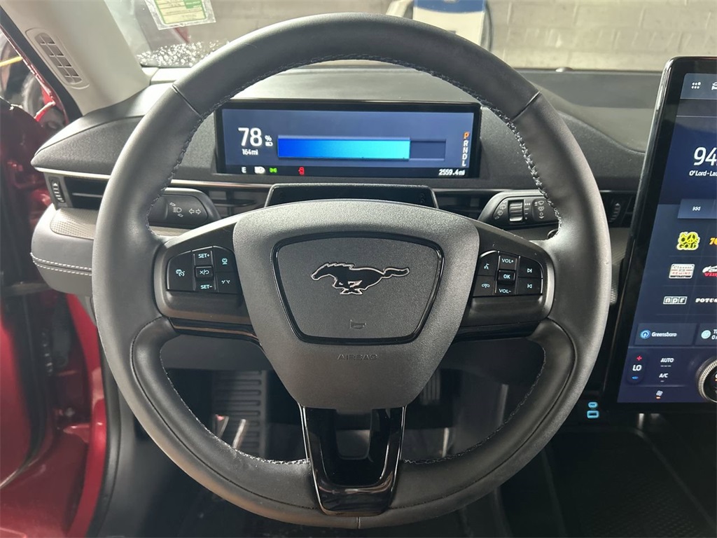 Vehicle image 57 of 65