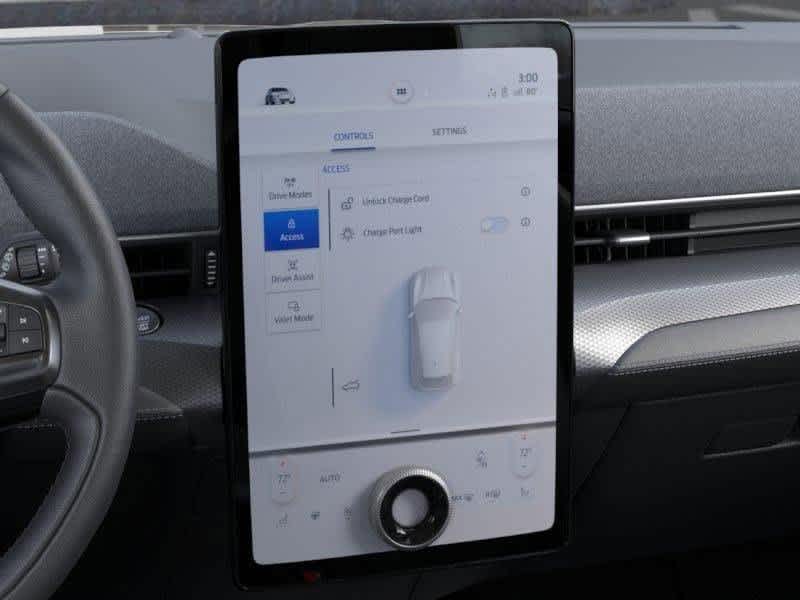 Vehicle image 15 of 22