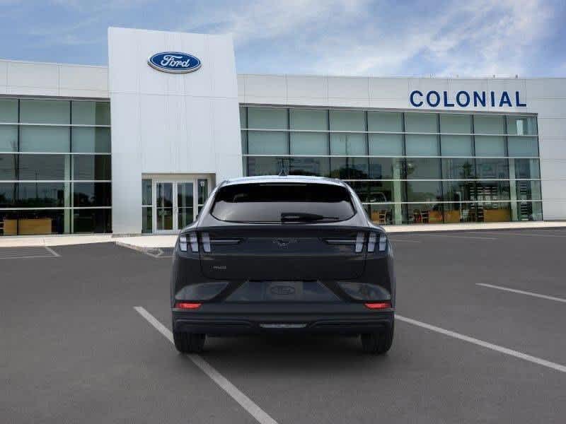 Vehicle image 6 of 22
