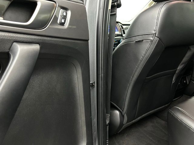 2023 Ford Ranger Lariat Image 15 of 33