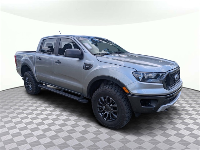 Vehicle image 3 of 32
