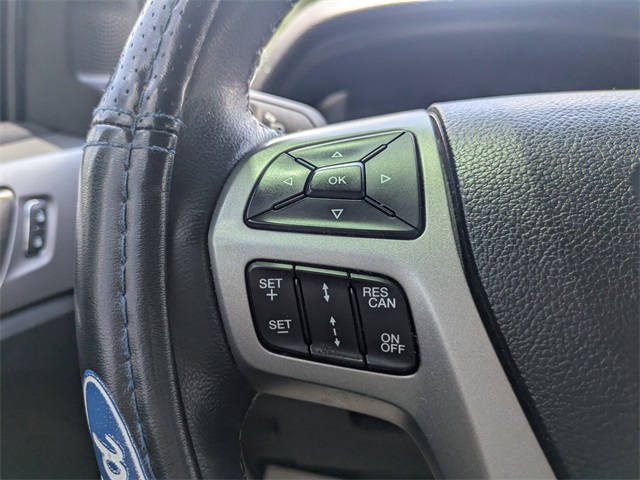 Vehicle image 28 of 32