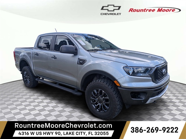 Vehicle image 4 of 32