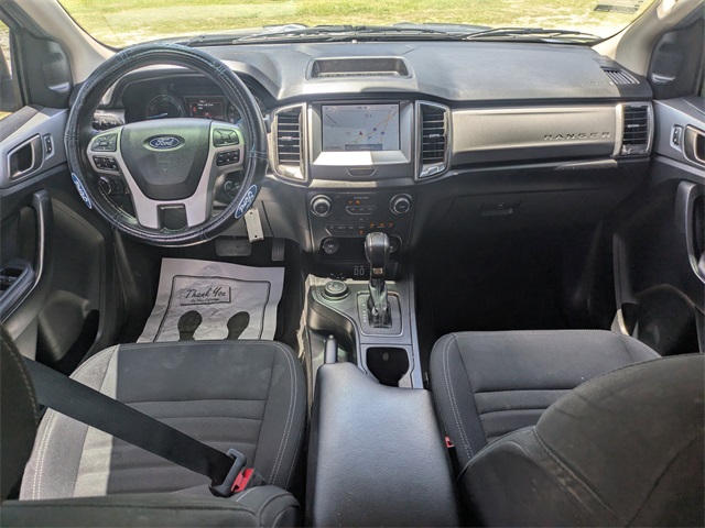 Vehicle image 16 of 32