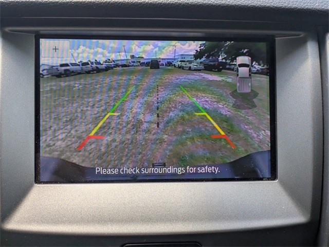 Vehicle image 22 of 32