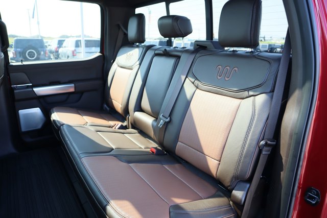 Vehicle image 36 of 37