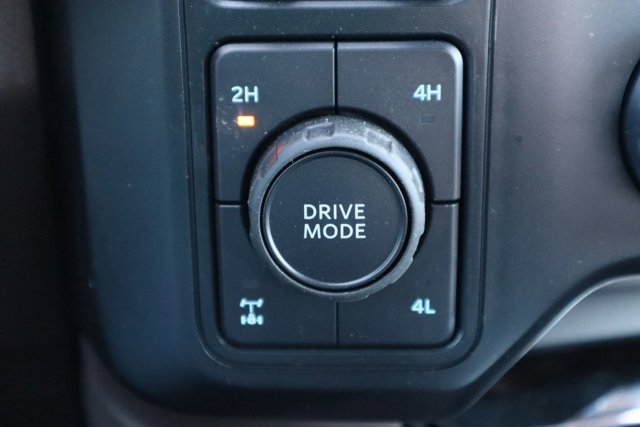 Vehicle image 24 of 37