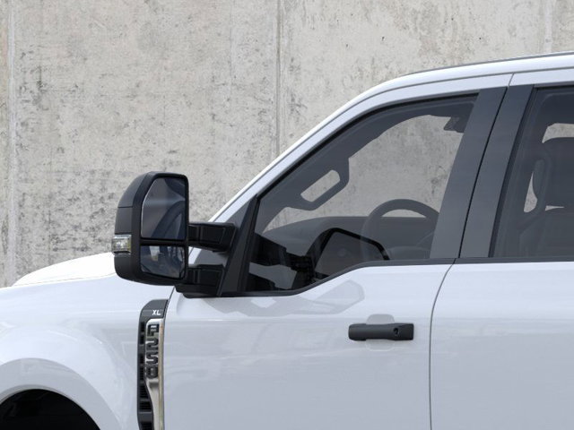 Vehicle image 18 of 34