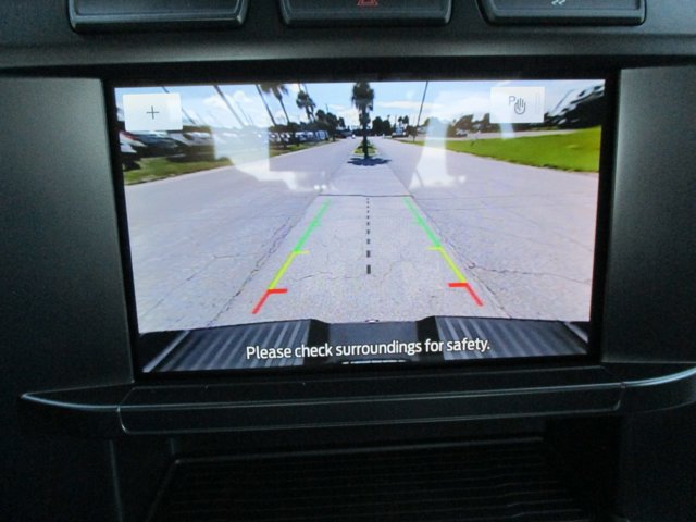 Vehicle image 16 of 20