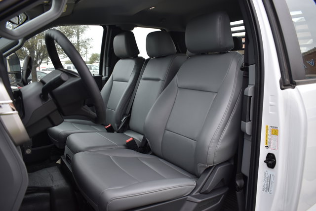 Vehicle image 10 of 16