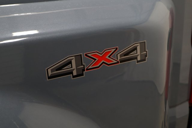 Vehicle image 8 of 39