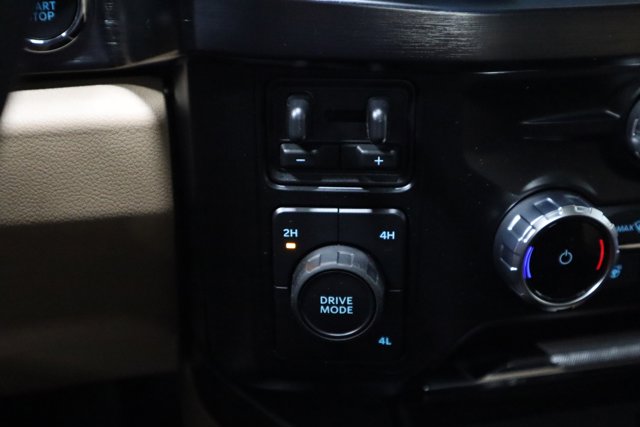 Vehicle image 29 of 39