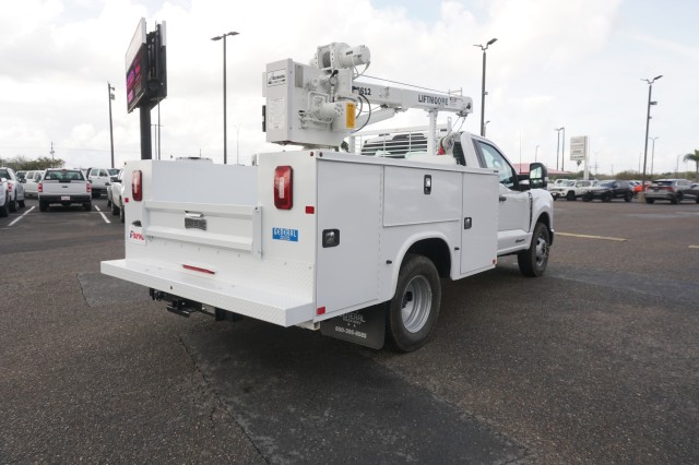 Vehicle image 6 of 36