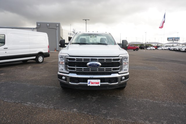Vehicle image 2 of 36