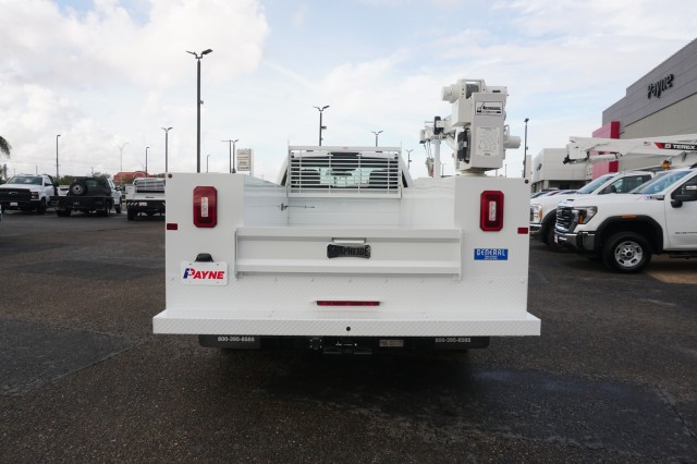 Vehicle image 7 of 36