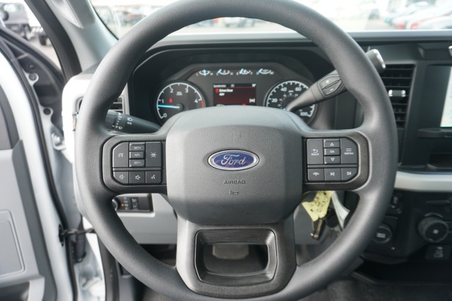 Vehicle image 20 of 36