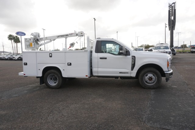 Vehicle image 4 of 36