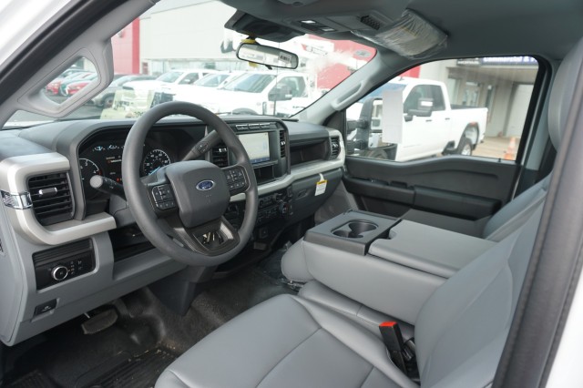 Vehicle image 19 of 36