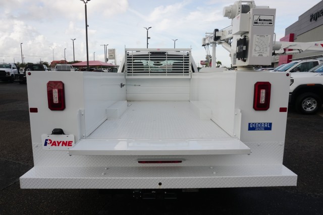 Vehicle image 12 of 36