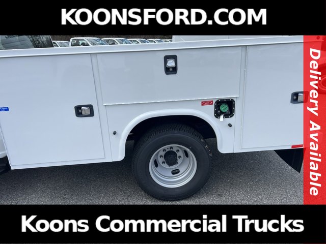 Vehicle image 18 of 18