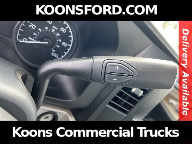 Vehicle image 14 of 18