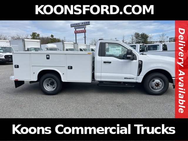 Vehicle image 4 of 18