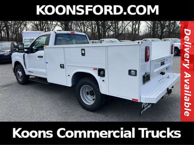 Vehicle image 7 of 18