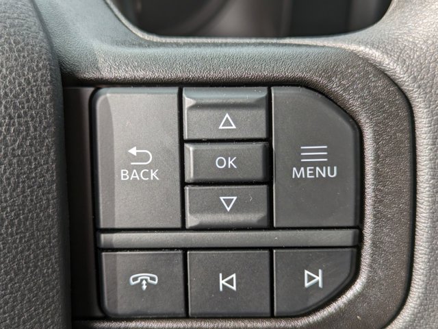 Vehicle image 16 of 22