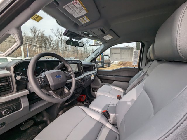Vehicle image 12 of 22