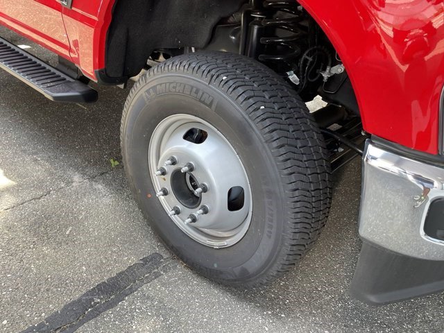 2023 Ford F-350 XL Image 4 of 20