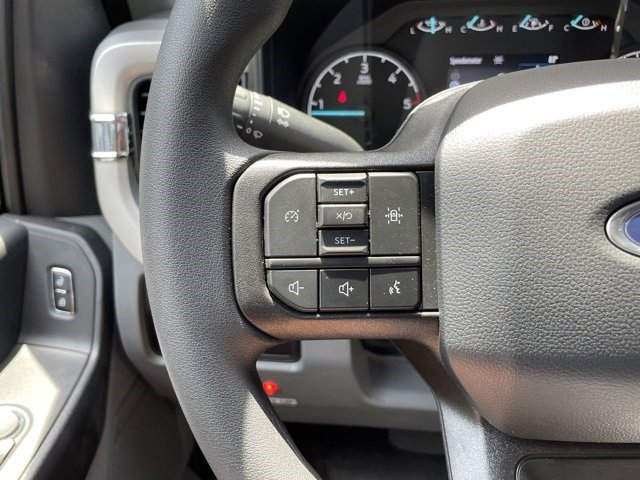 2023 Ford F-350 XL Image 12 of 20