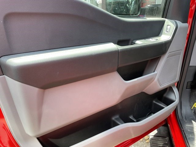 2023 Ford F-350 XL Image 16 of 20