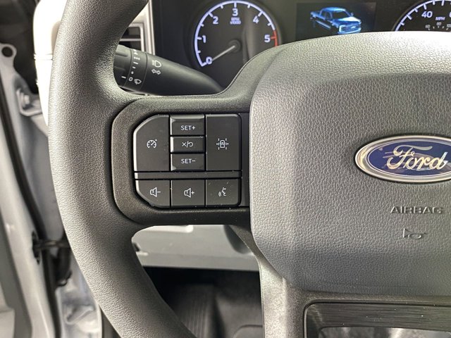 Vehicle image 16 of 20
