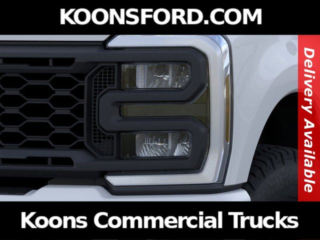 Vehicle image 18 of 22
