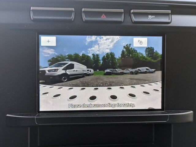 Vehicle image 23 of 24