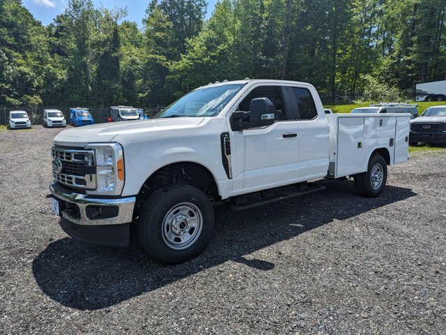 Vehicle image 2 of 24