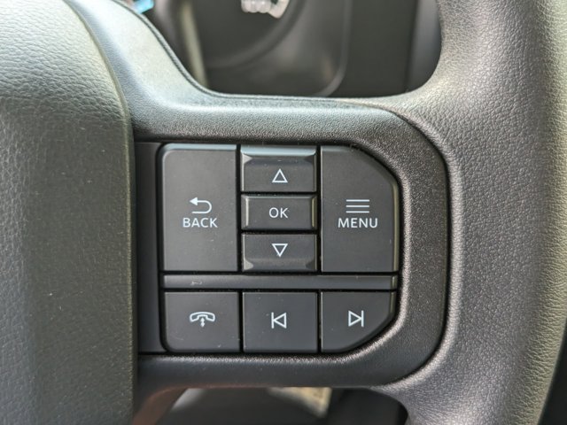 Vehicle image 19 of 24