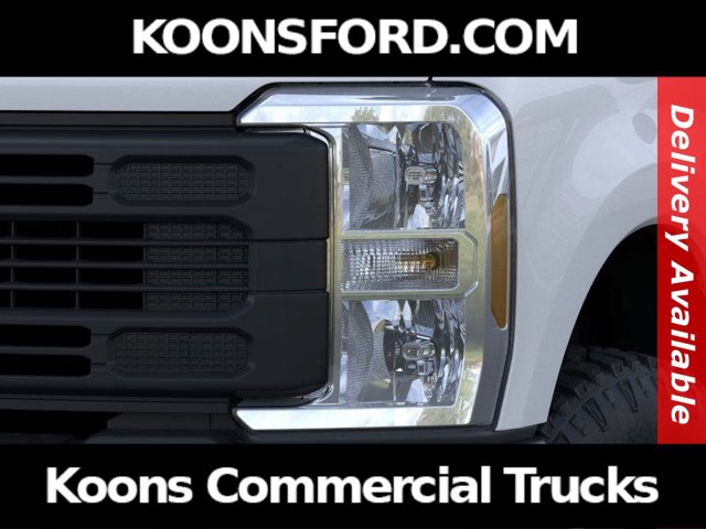 Vehicle image 18 of 22