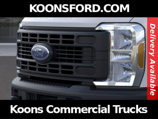 Vehicle image 17 of 22