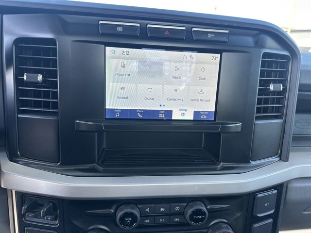 Vehicle image 20 of 40