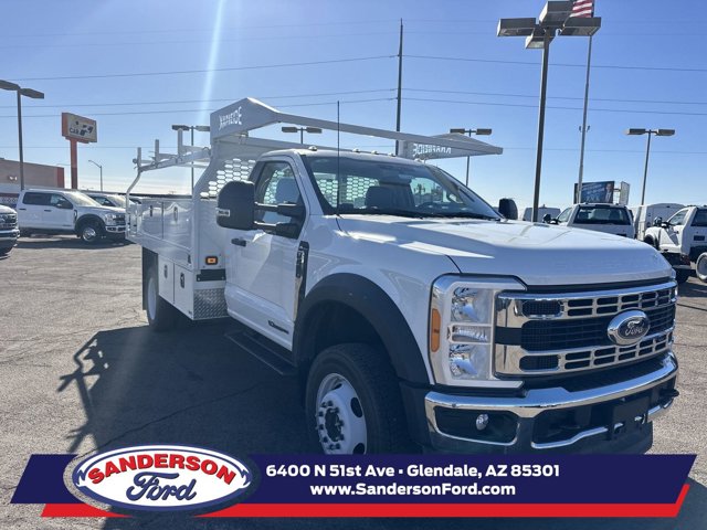 Vehicle image 4 of 40