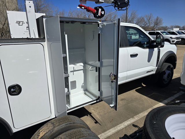 Vehicle image 11 of 19