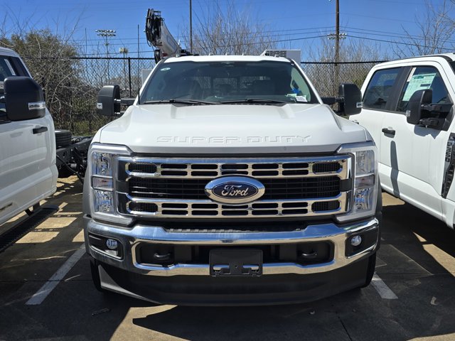 Vehicle image 4 of 19
