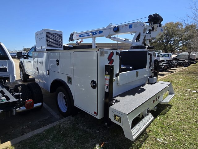Vehicle image 3 of 19