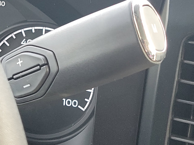 Vehicle image 8 of 19